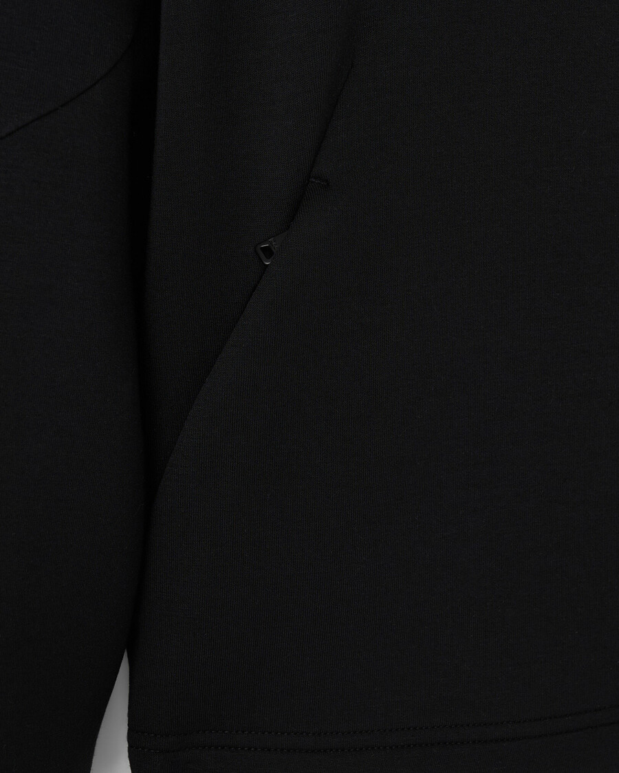 roam half zip