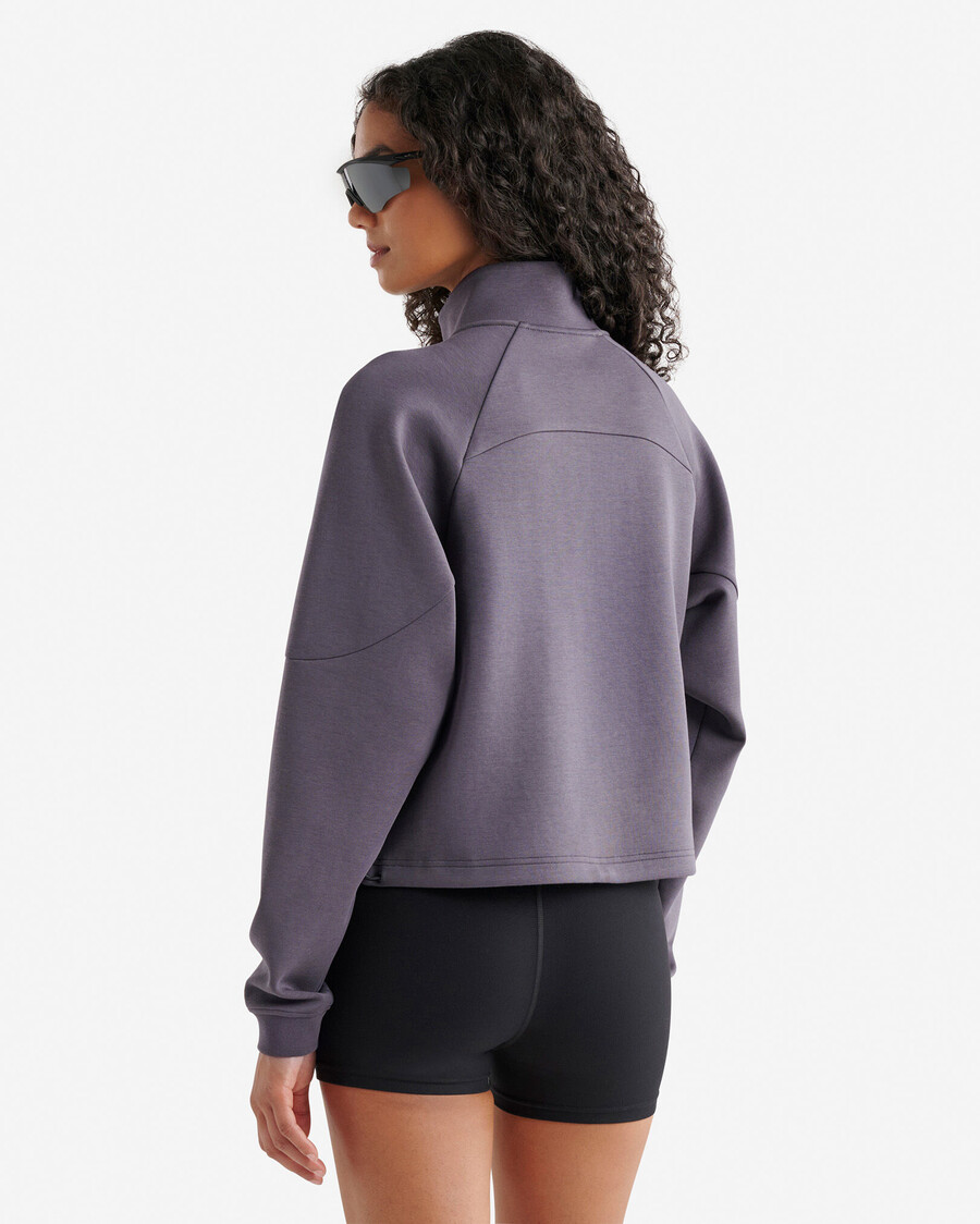 roam half zip