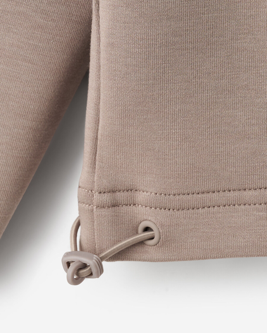 roam half zip