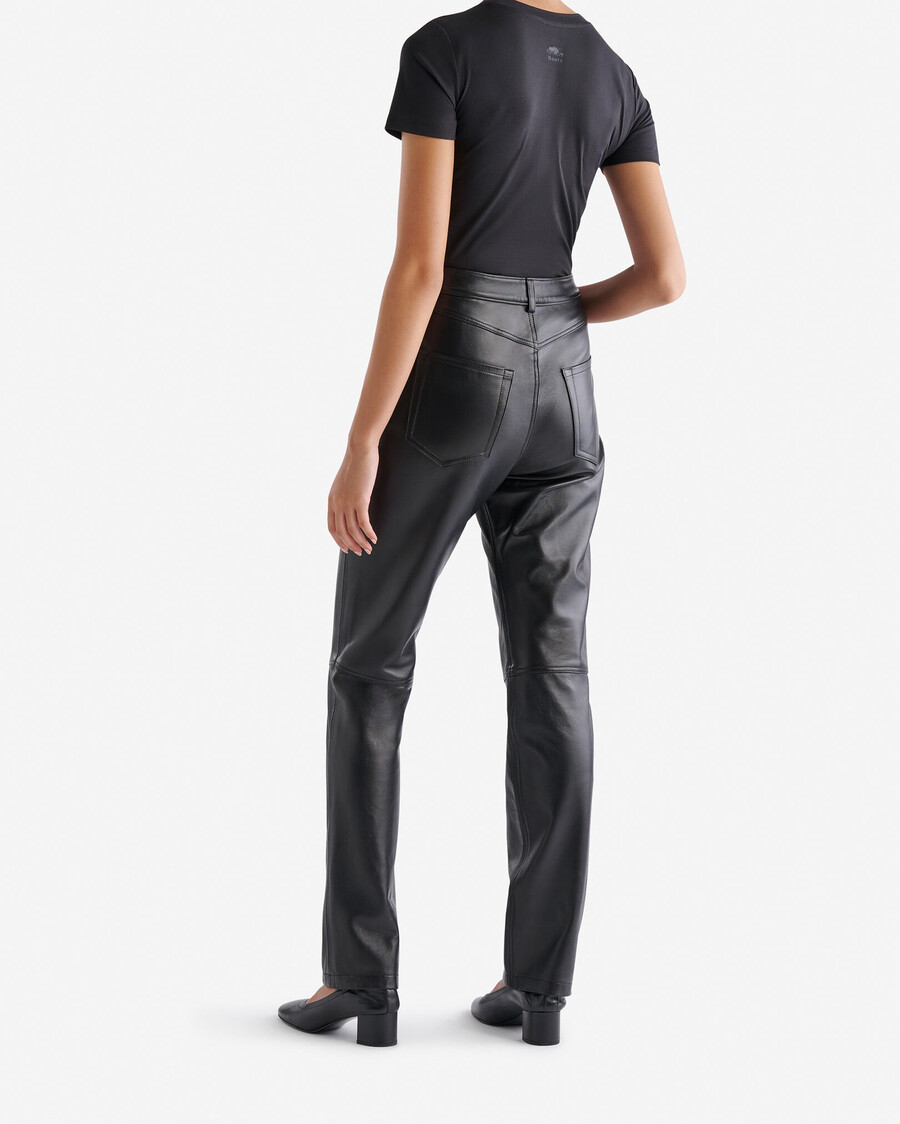pantalones de cuero