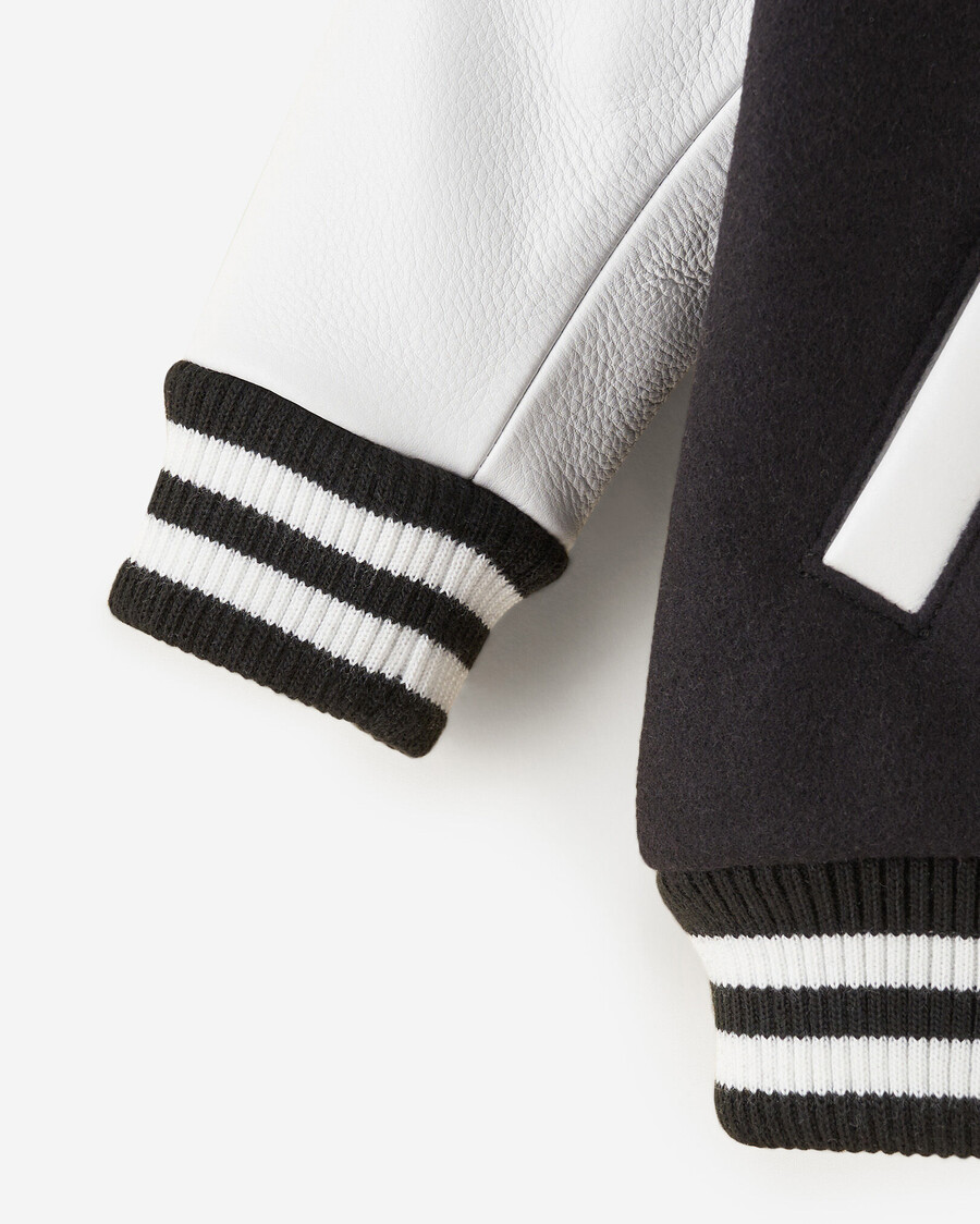 chaqueta universitaria canadiense para niños pequeños 2.0