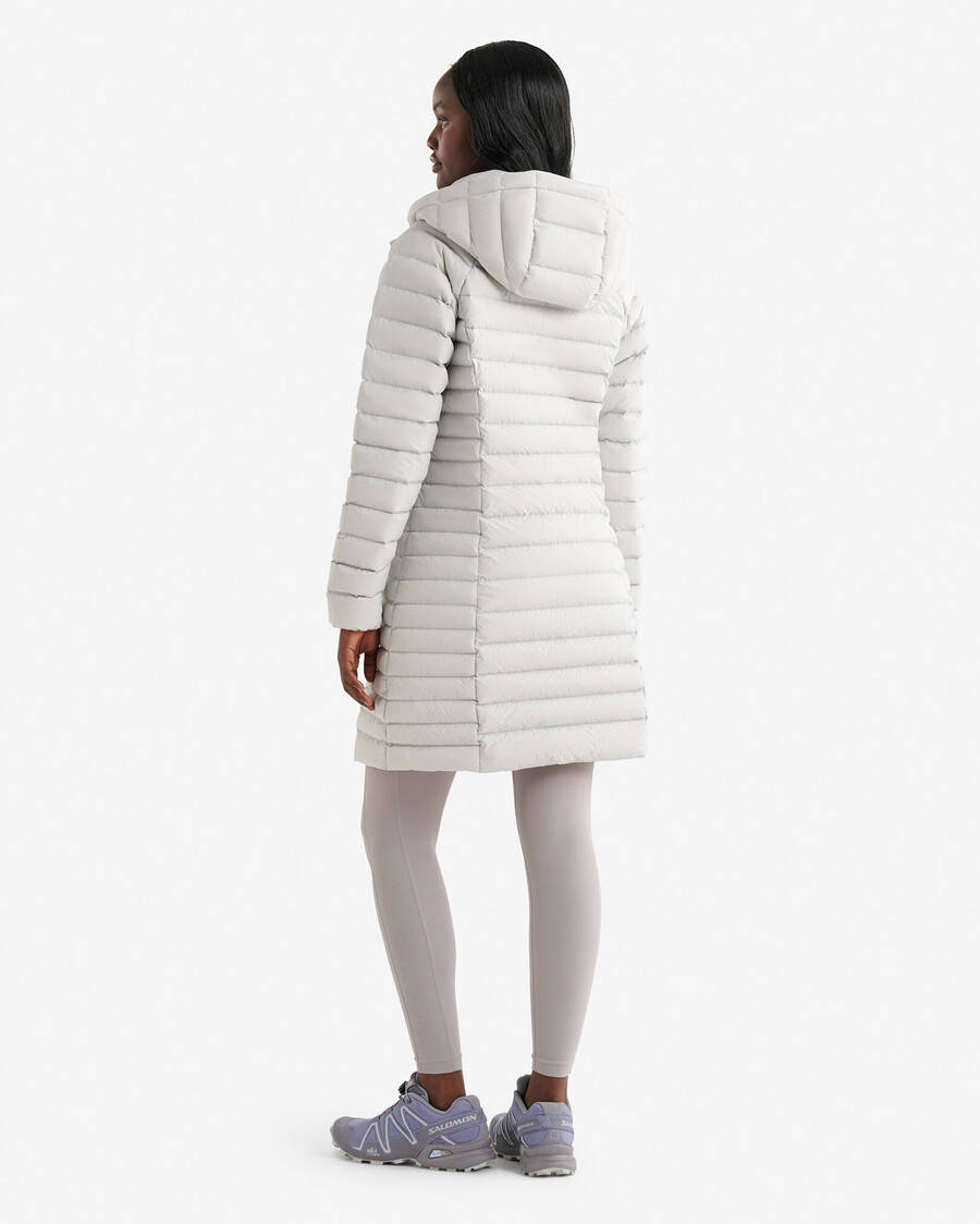 chaqueta larga plegable roots down