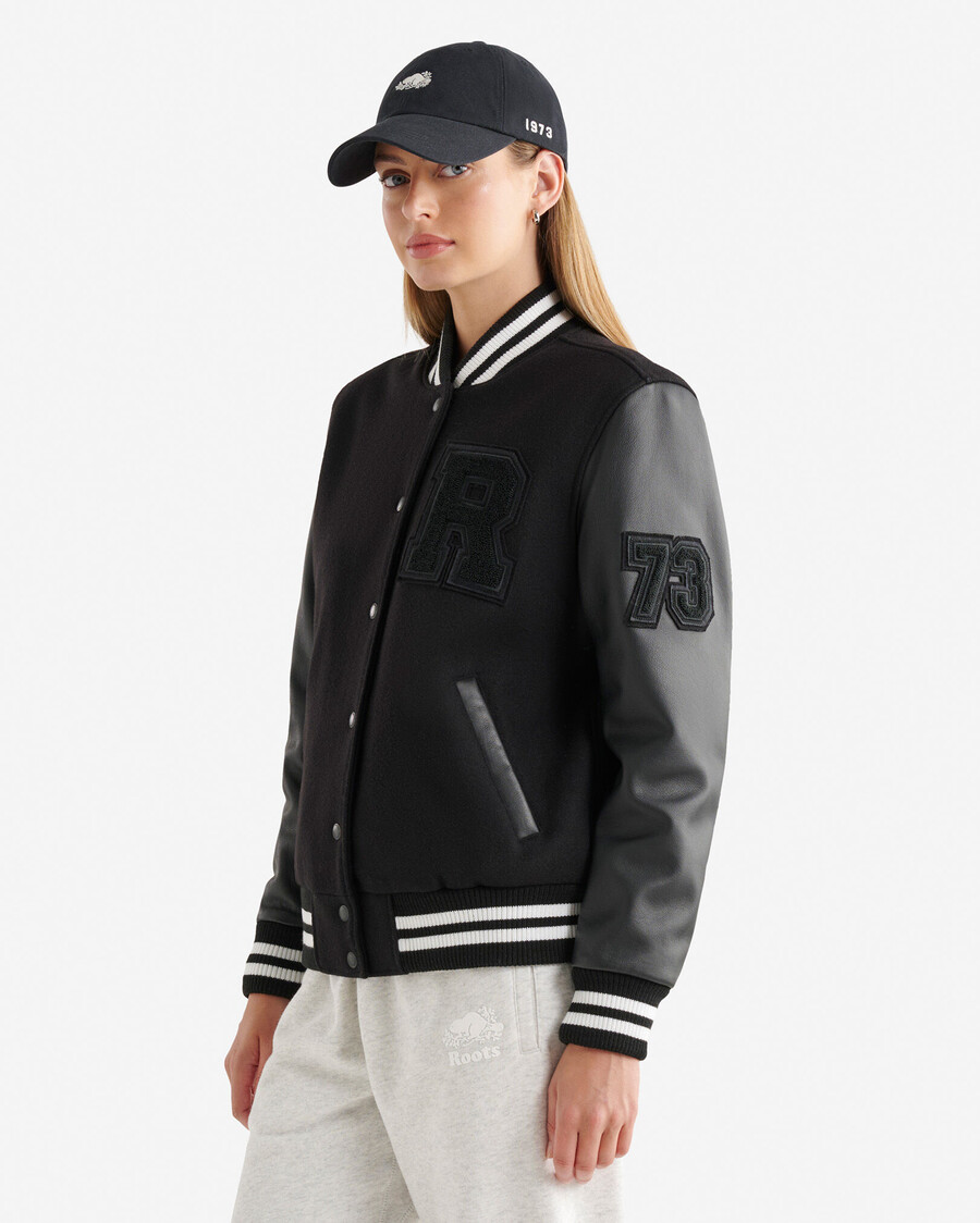 chaqueta universitaria vintage para mujer