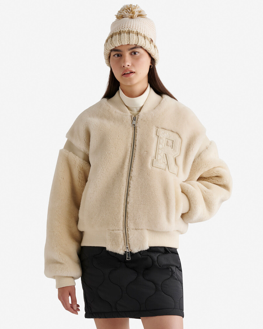 chaqueta universitaria con pelo de oveja