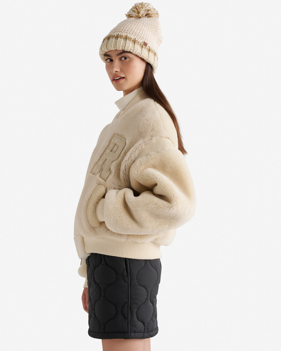 chaqueta universitaria con pelo de oveja