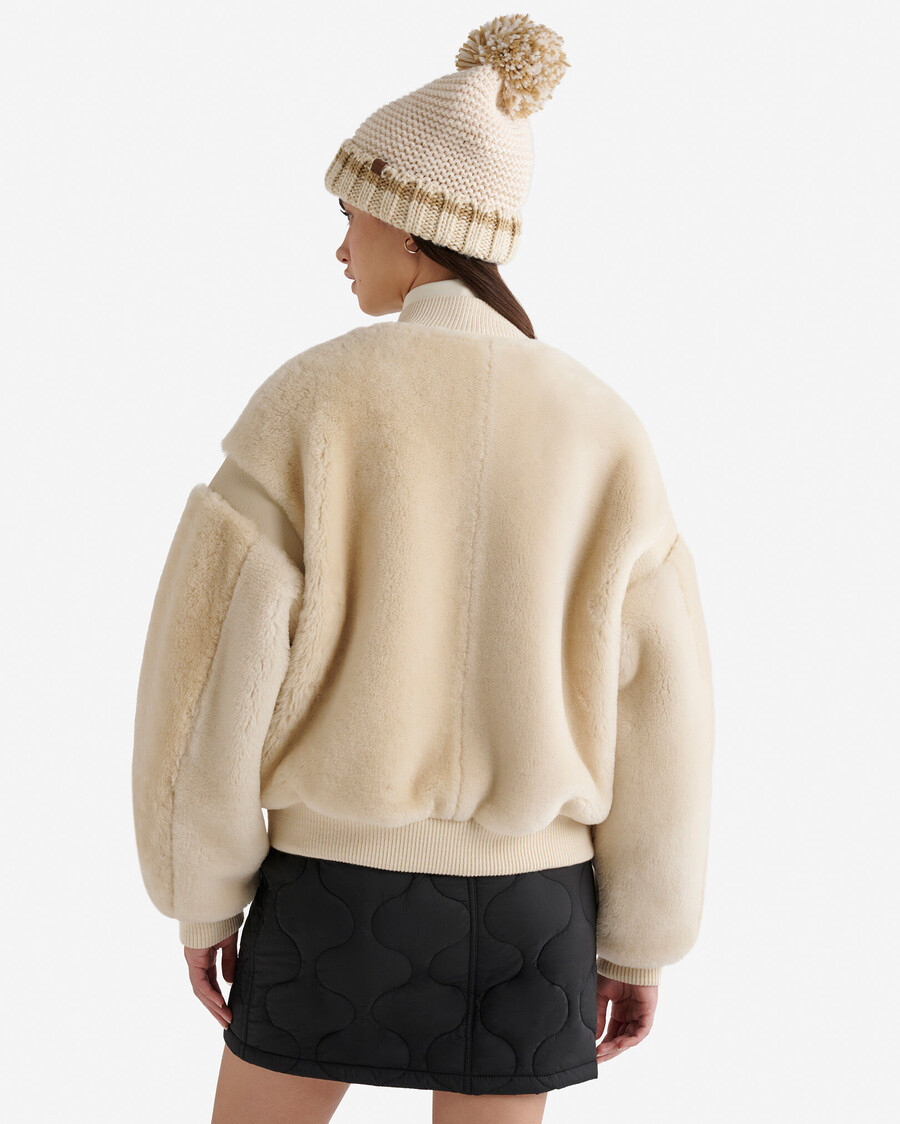 chaqueta universitaria con pelo de oveja