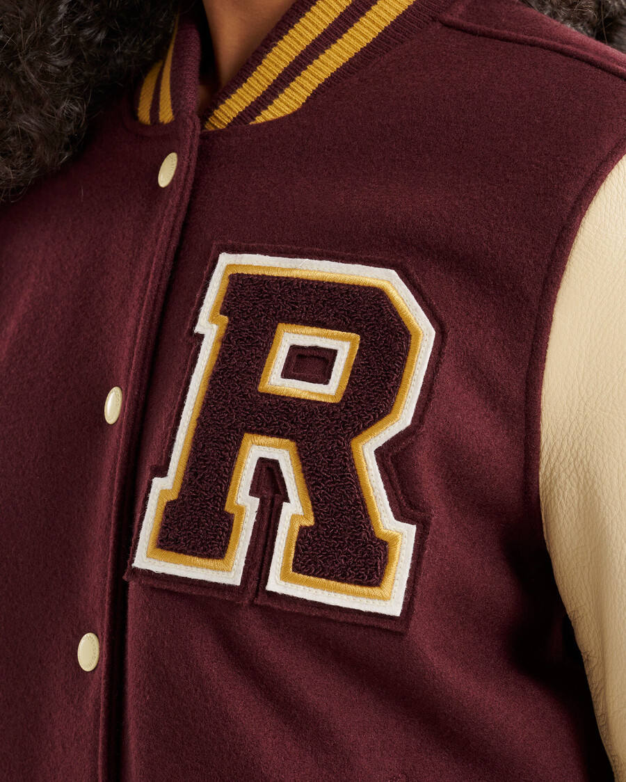 chaqueta universitaria vintage para mujer