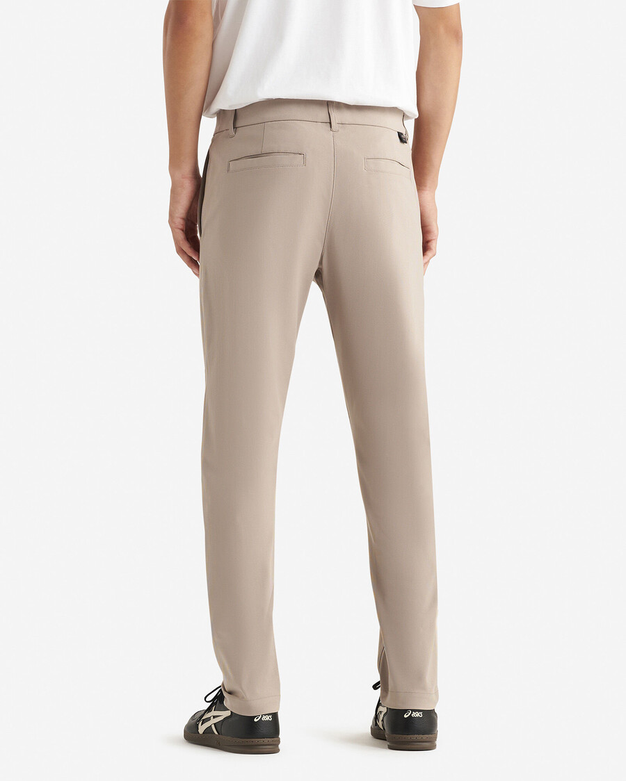 pantalón park tech de 32 pulgadas de entrepierna