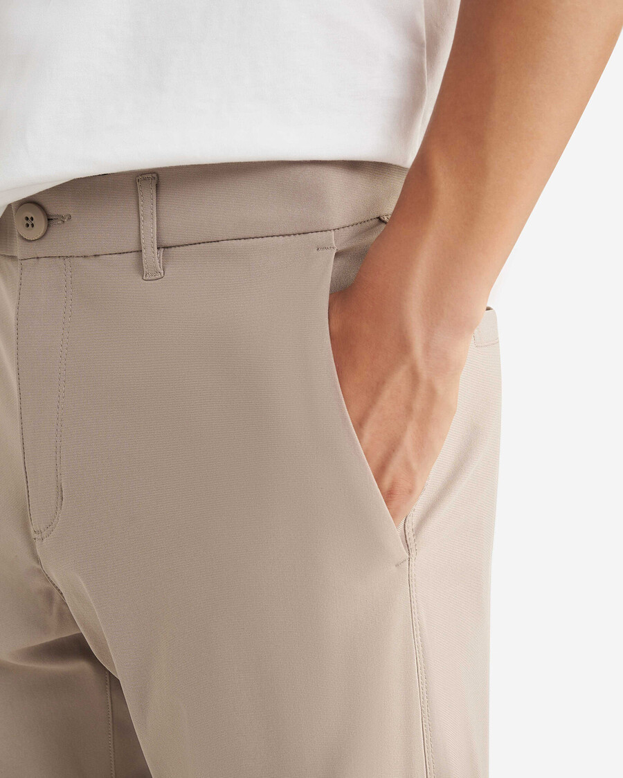 pantalón park tech de 32 pulgadas de entrepierna