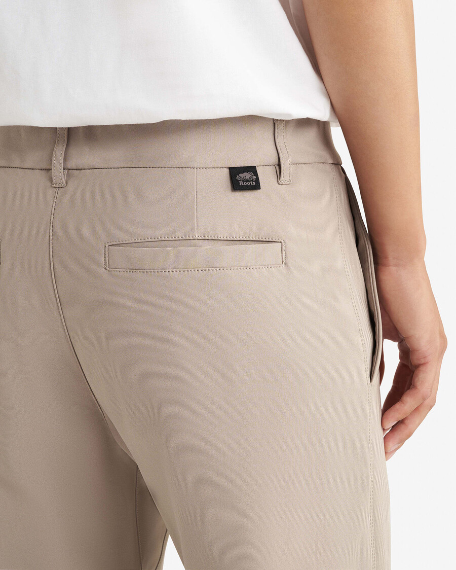 pantalón park tech de 32 pulgadas de entrepierna