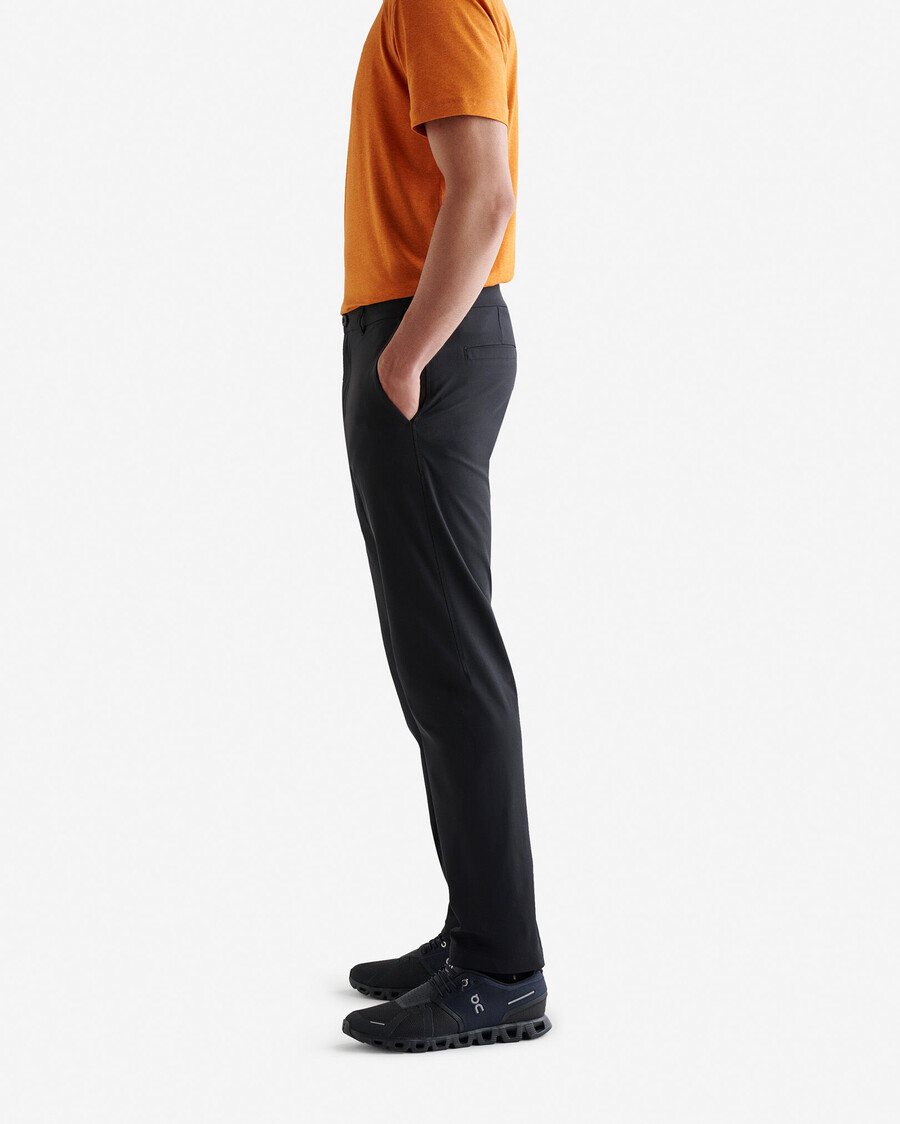 pantalón park tech de 30 pulgadas de entrepierna