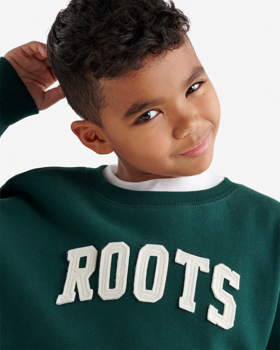 sudadera con apliques roots para niños
