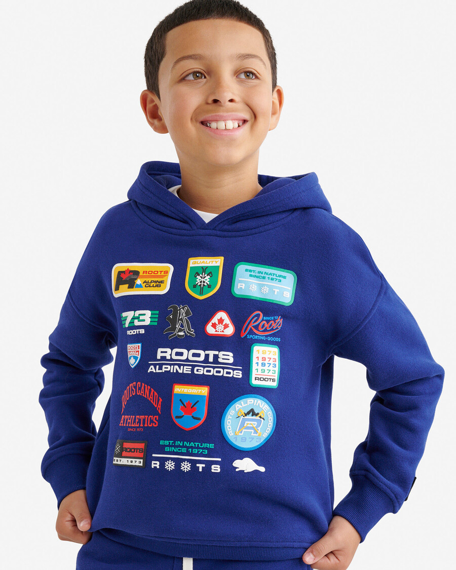 sudadera con capucha y parches de alpine goods para niños