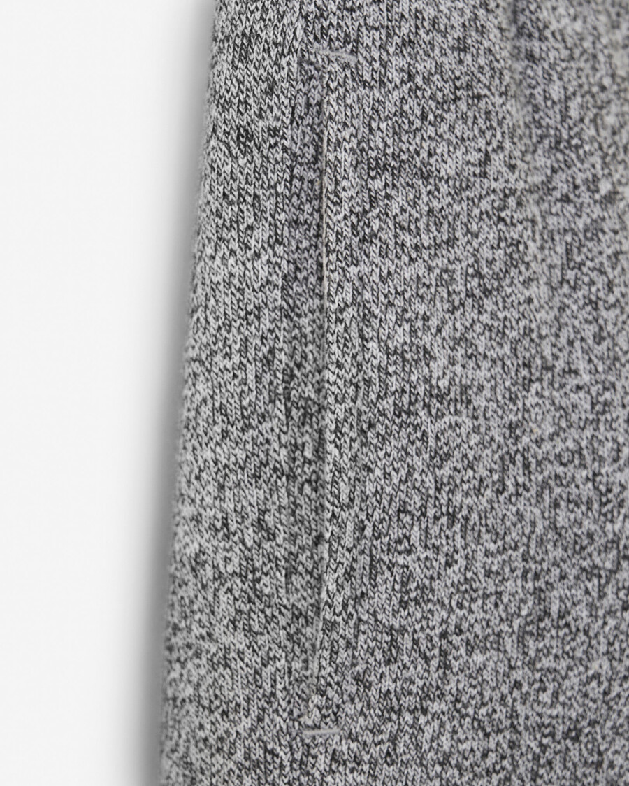 pantalón deportivo orgánico con puños ajustados para niña