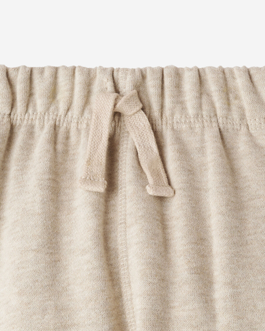pantalón deportivo para niño pequeño