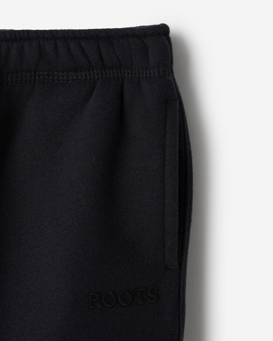 pantalón deportivo para niño pequeño