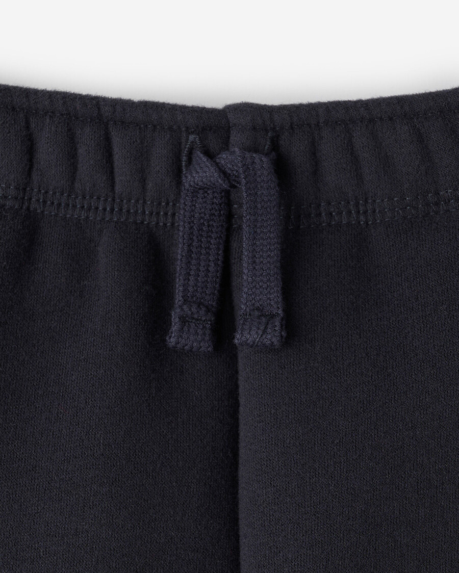 pantalón deportivo para niño pequeño