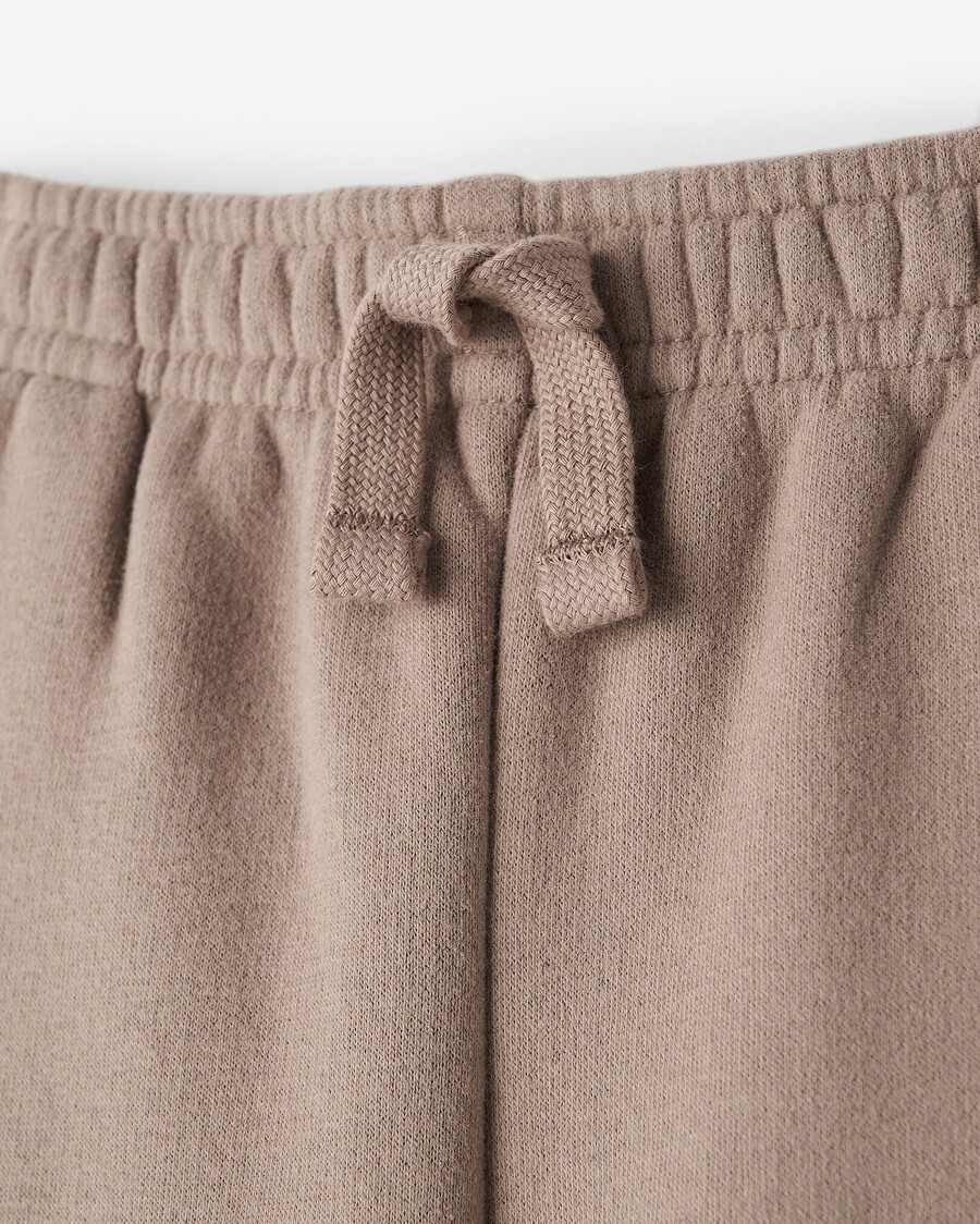 pantalón deportivo de nube para niños pequeños