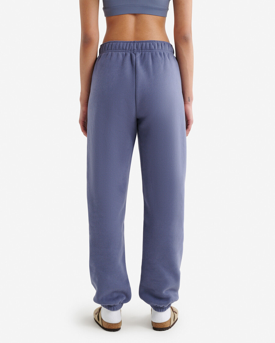 pantalón deportivo cloud
