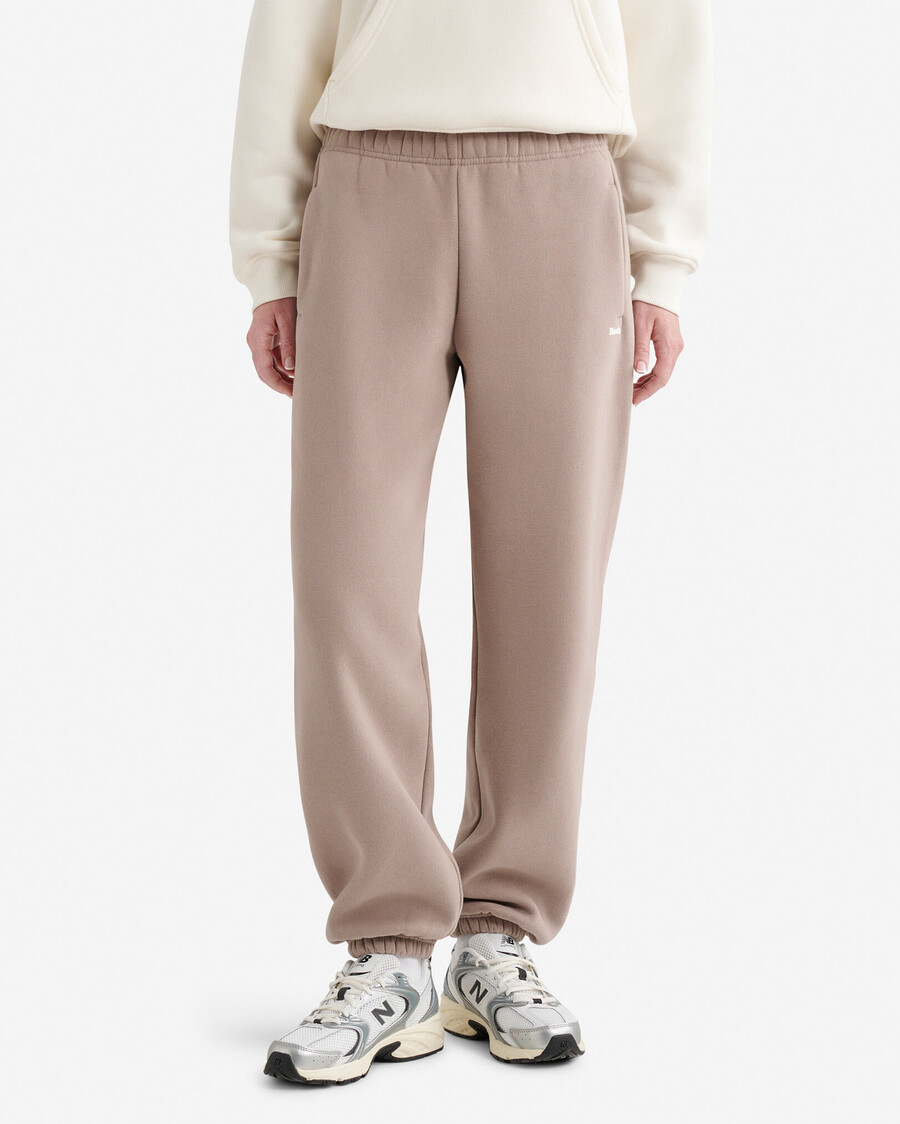 pantalón deportivo cloud
