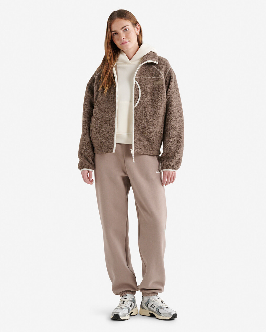 pantalón deportivo cloud
