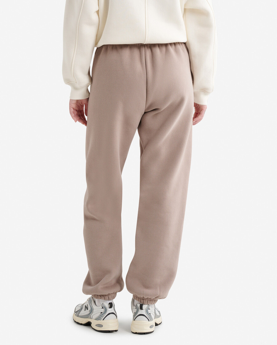 pantalón deportivo cloud