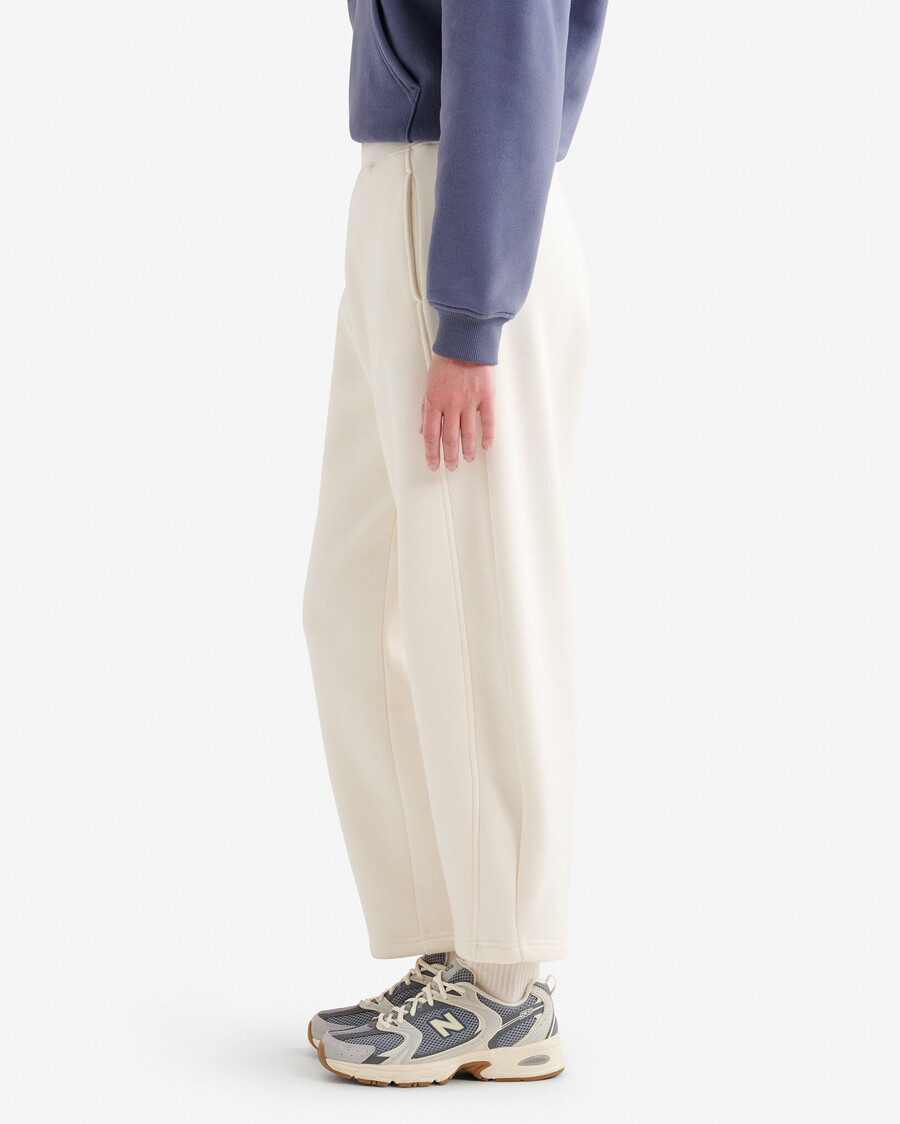 pantalón deportivo cloud barrel
