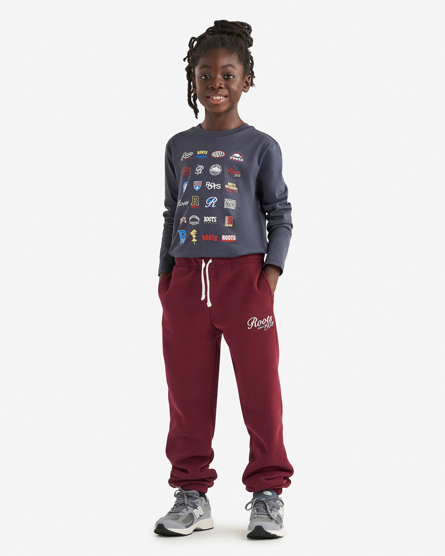 camiseta de manga larga con gráfico de leyendas para niños