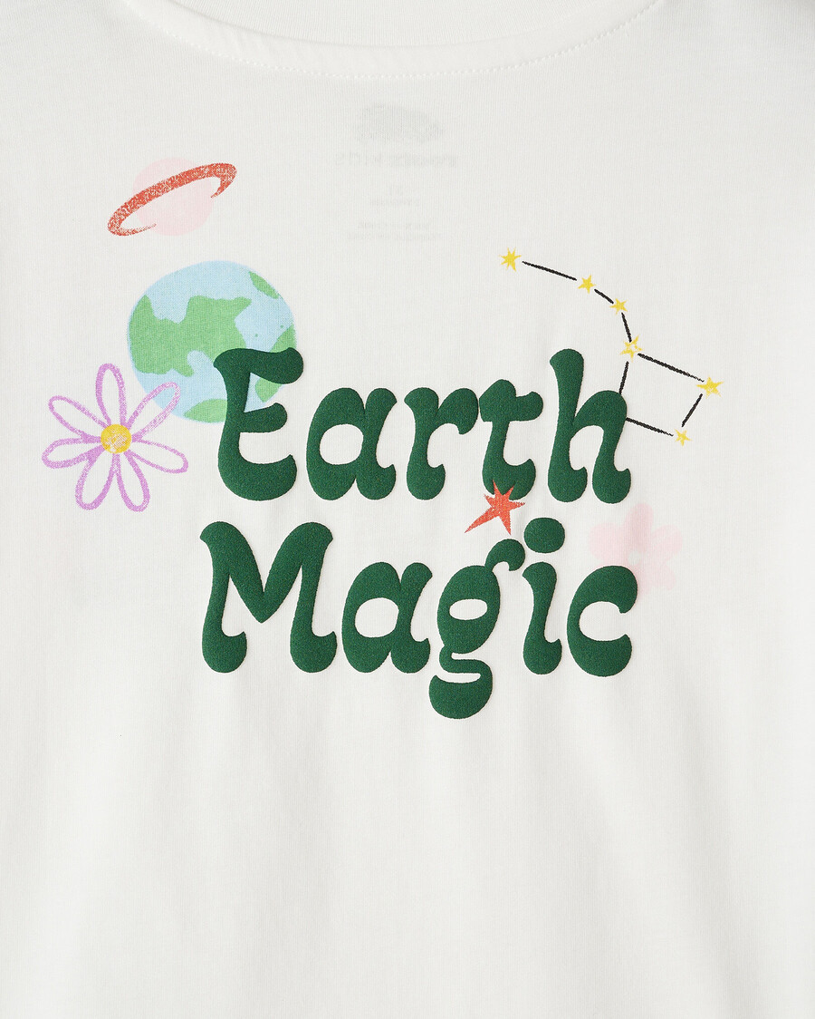camiseta earth magic para niños pequeños