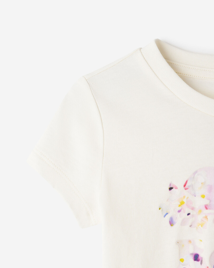 camiseta ajustada con estampado de pétalos para niños pequeños