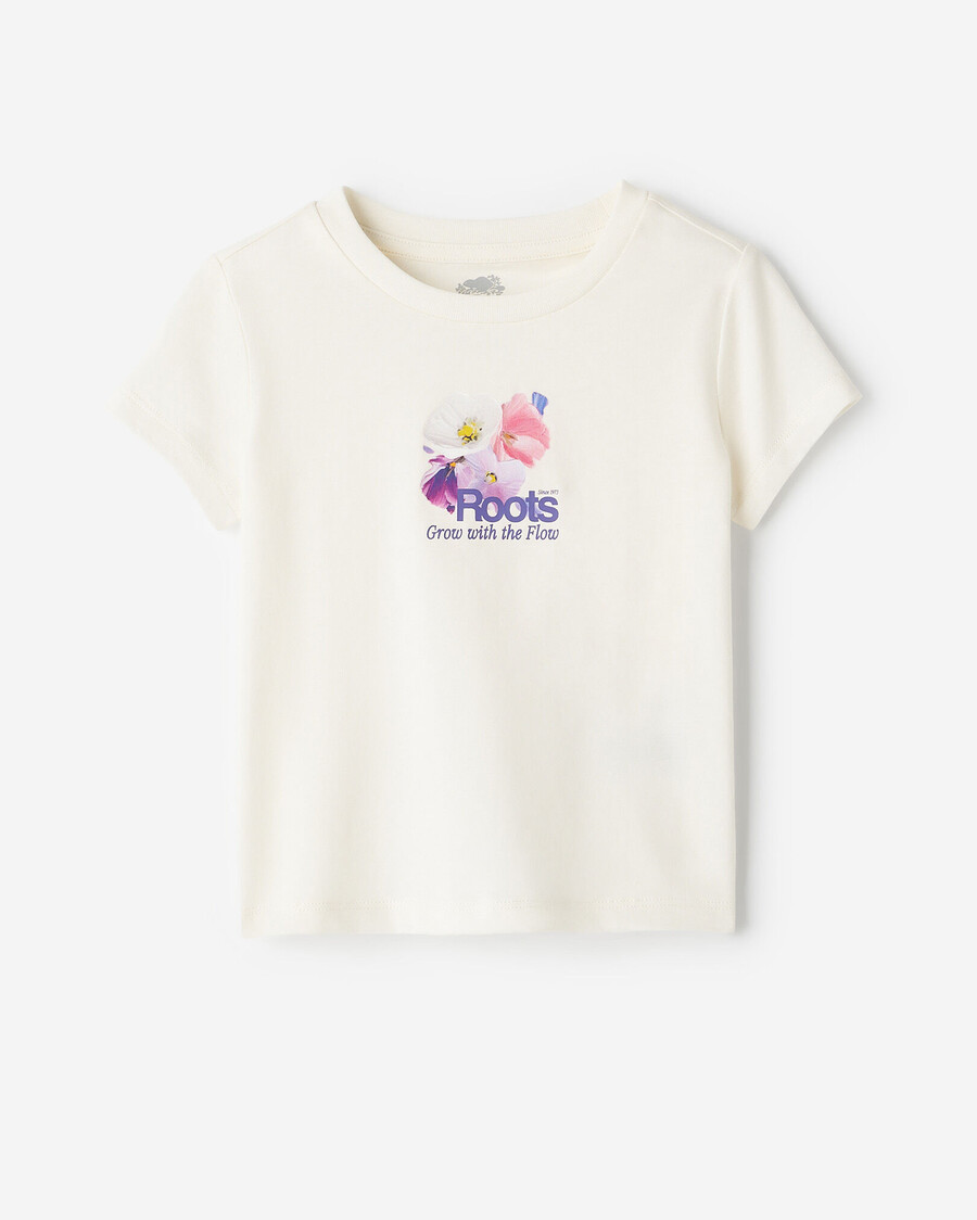 camiseta ajustada con estampado de pétalos para niños pequeños