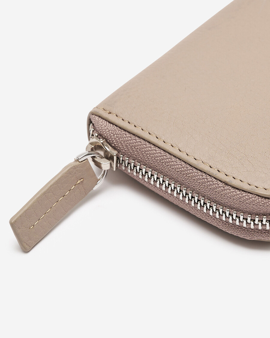 cartera half moon cloud