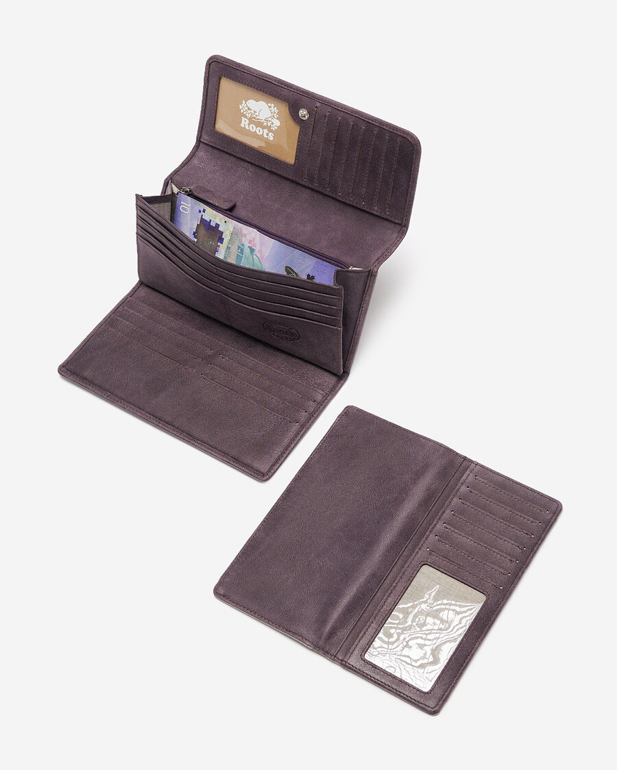 cartera de mano grande con chequera tribe